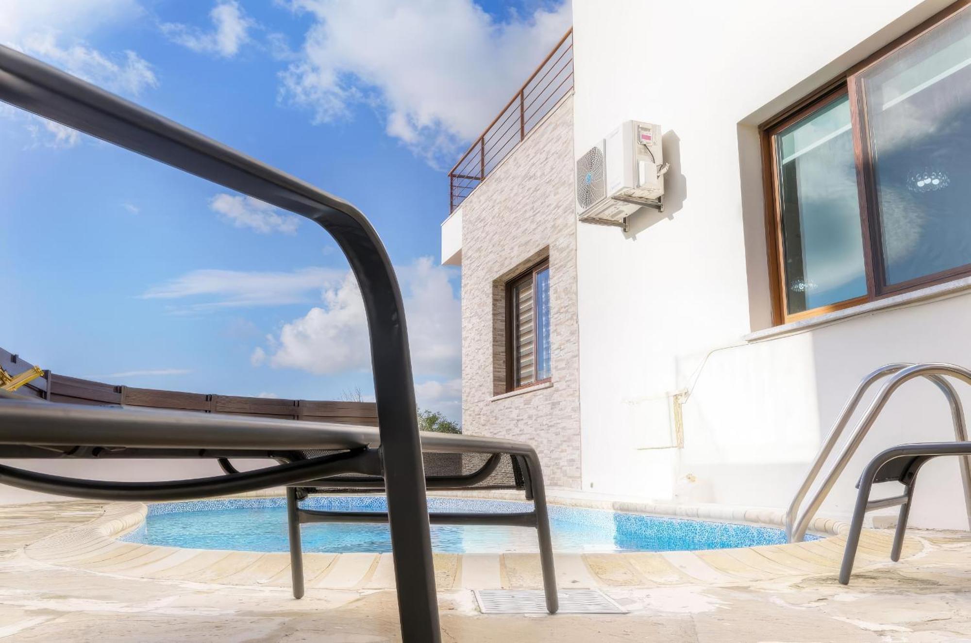 Βίλα Tremithousa Villa *