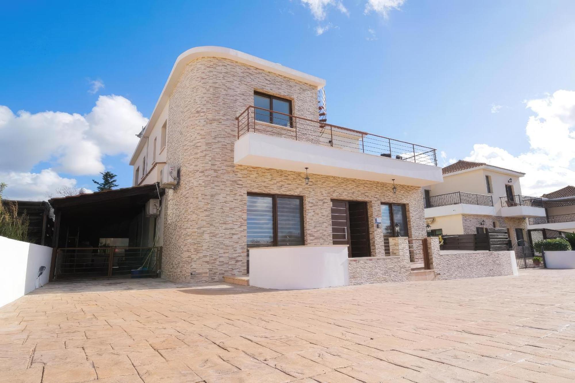 Βίλα Tremithousa Villa *
